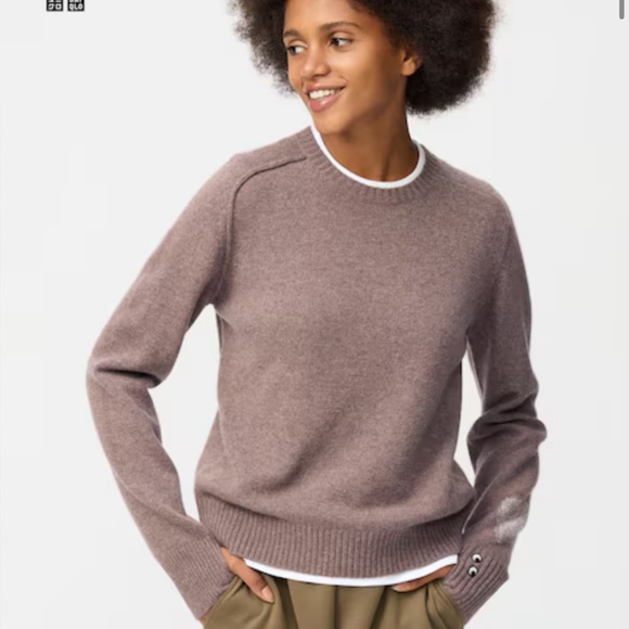 Uniqlo Sweaters - Uniqlo Anya Hindmarch 100% cashmere crewneck